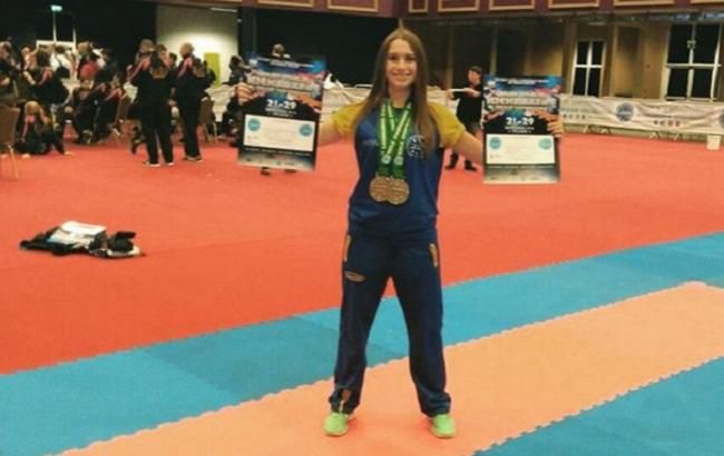 Украинка взяла "серебро" на чемпионате мира по кикбоксингу