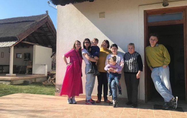 "Світло є навіть у темні часи": як Угорщина стала тимчасовим домом для моєї родини у розпал війни