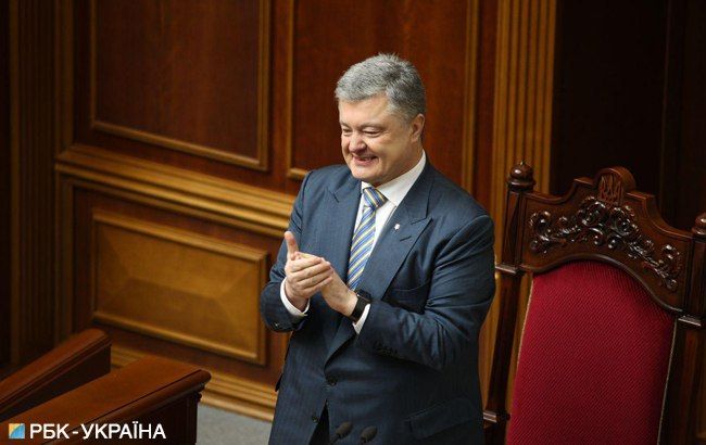 Выборы-2019: ЦИК зарегистрировал Порошенко кандидатом