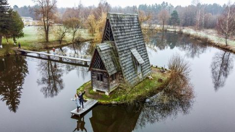 Казковий будинок на воді та підземна церква: кращі локації Львівщини, про яких мало знають туристи