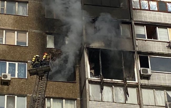 У Києві знову горіла багатоповерхівка на лівому березі