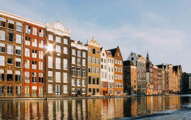 В центре Амстердама закроют все туристические магазины: названа причина