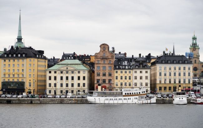 Как отправиться в путешествие в Швецию на зимние праздники: цены на авиа, автобусы и железную дорогу