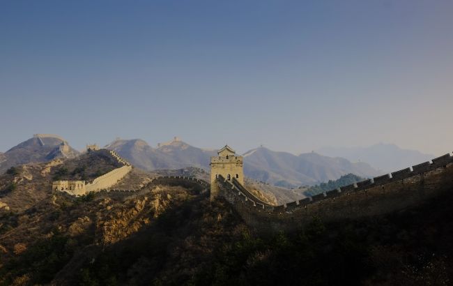Часть Великой Китайской стены обрушилась после землетрясения: что известно