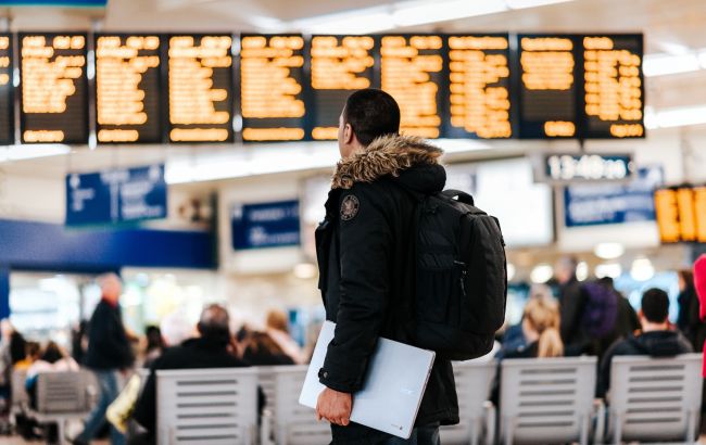 До 600 євро: туристам у Європі компенсуватимуть перенесення авіарейсів
