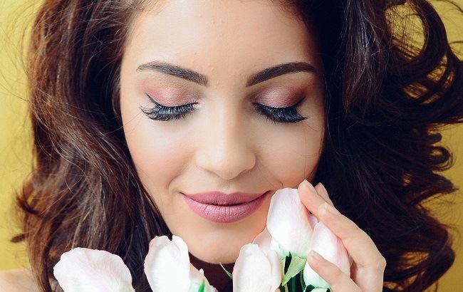 Супероб'єм і розділення: топ-5 рекомендацій по вибору ідеальної щіточки для вій