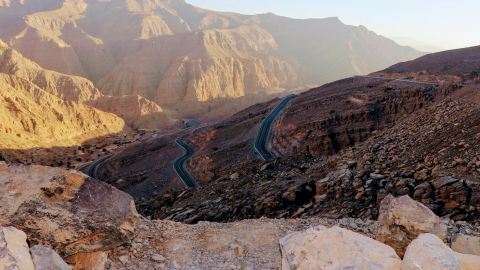 Рідкісне явище. На найвищій вершині ОАЕ утворилася крига