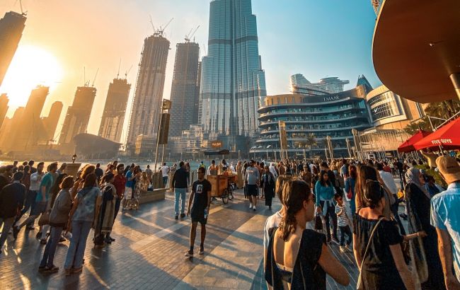 Несмотря на угрозу COVID. Туристы продолжают массово ехать на отдых в Дубай 