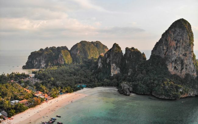 Подорожі повертаються: Таїланд відкриває для туристів ще три регіони