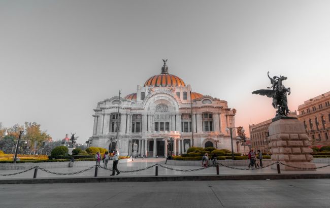 В Мексике после упрощения въезда вводят новые ограничения: что нужно знать