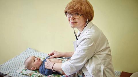 Кір в Україні: на Закарпаття доставлено 2 тис. доз вакцин