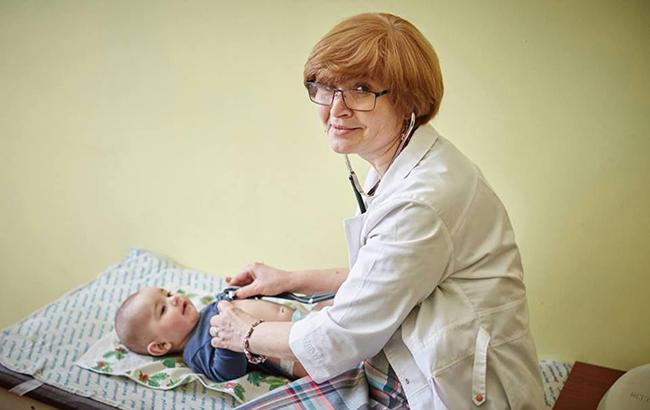 Кір в Україні: на Закарпаття доставлено 2 тис. доз вакцин