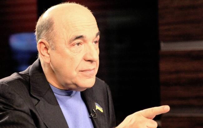 Рабинович призвал политиков "сесть в одну лодку" и начать строить страну