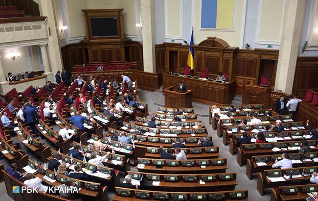 Рада планирует установить отдельные тарифы на доставку украинских печатных СМИ на Донбассе