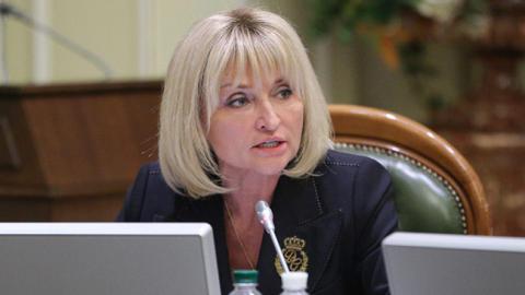 Луценко закликала переглянути механізм виплат пенсій жителям окупованих територій