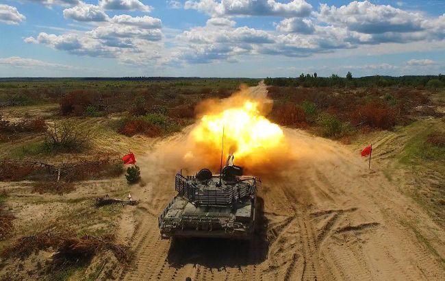 В Украине испытали новый танк Т-72АМТ
