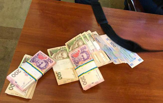 В суд направлен обвинительный акт в отношении чиновника УЗ, уличенного на взятке в 350 тыс. гривен