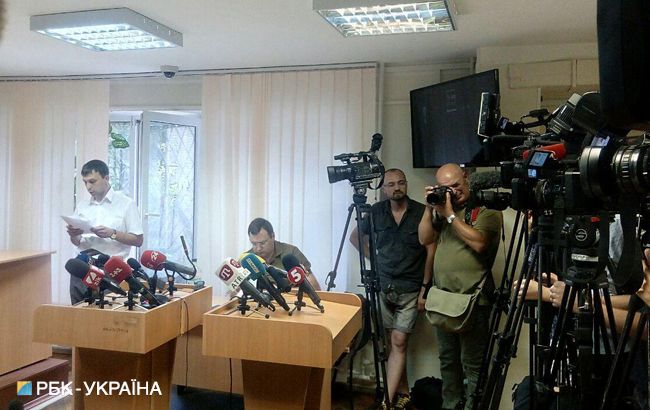 Дело переводчика Гройсмана: суд рассматривает письменные доказательства