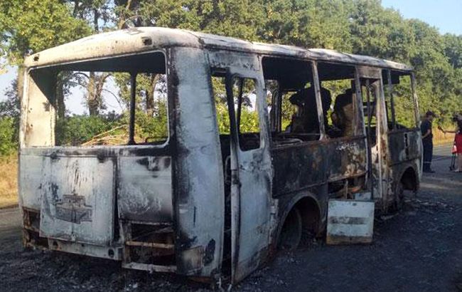 В Сумской области на ходу загорелся автобус с детьми