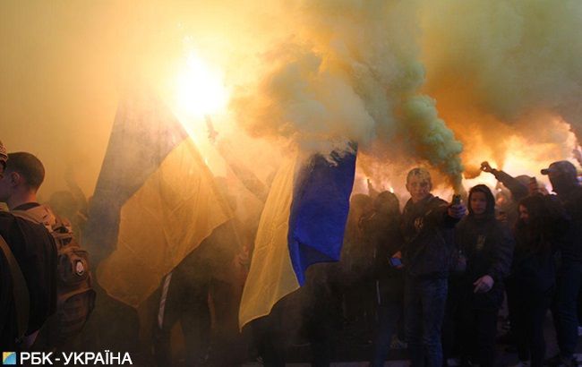 В Киеве начался марш националистов (стрим)
