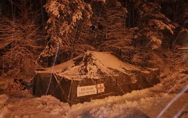 На въездах в Киев открыли пункты обогрева для водителей