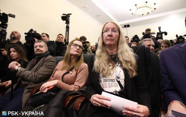 Суд начал рассмотрение ходатайства об отмене отстранения Супрун