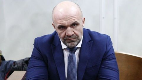 Суд начал рассматривать продление меры пресечения Мангеру