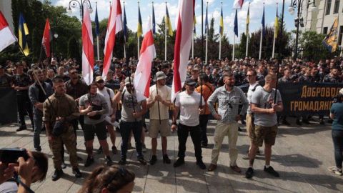 "Нацкорпус" вимагає спростити процедуру отримання громадянства для іноземних добровольців