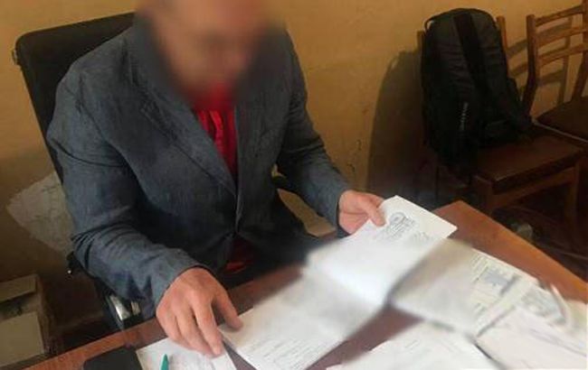 В Харькове врач торговал рецептами на наркотики