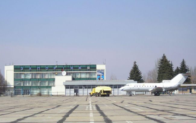СБУ проводит обыски в аэропорту Запорожья