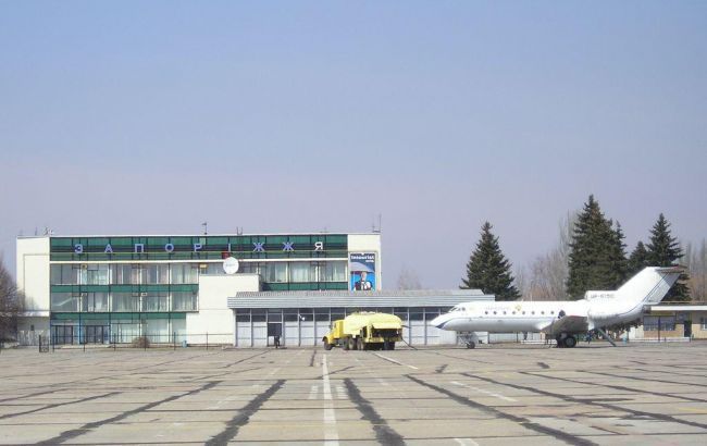 Після обшуків в аеропорту Запоріжжя екс-чиновнику оголосили підозру