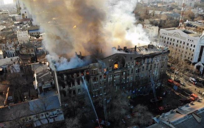 Пожежа в Одесі: перелякані діти дзвонили батькам, щоб попрощатися