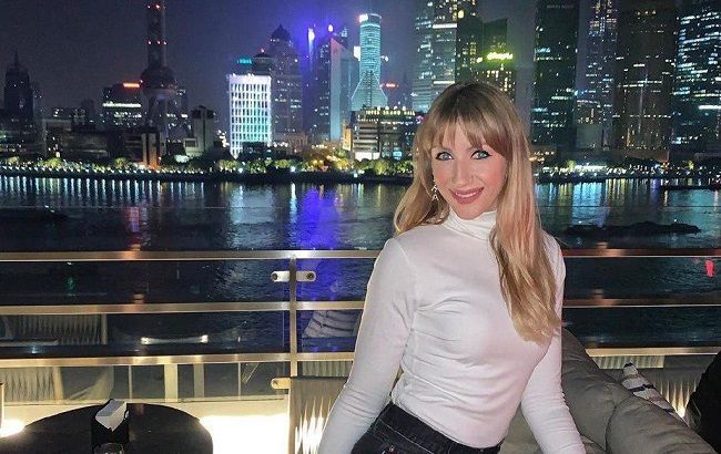 Шиканула: Леся Никитюк в белой маечке похвасталась роскошным отдыхом в Китае