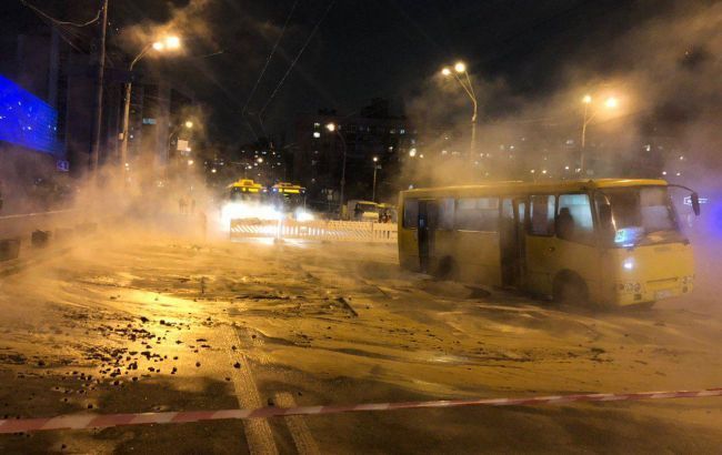 У Києві створили комісію для розгляду скарг потерпілих від прориву теплотраси