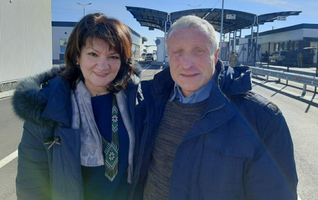 Осужденный в Крыму журналист Семена вернулся в Украину