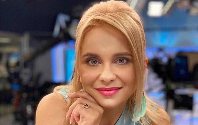 На роботу - як на свято: Лілія Ребрик покрасувалася в яскравому брючному костюмі