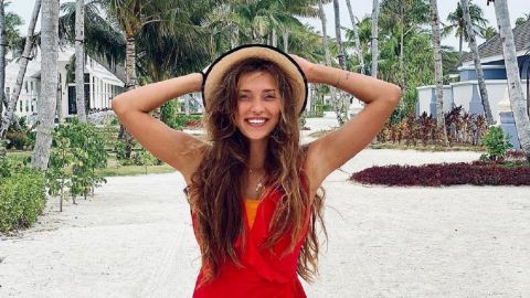 Головна героїня казок: Регіна Тодоренко в диво-сукні показала свій літній makeUp