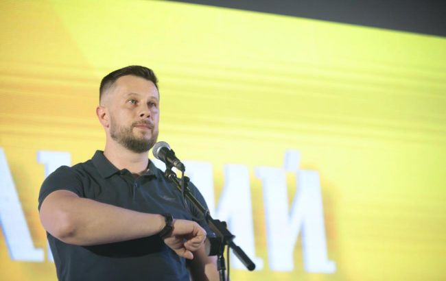 Билецкий заявил о решении Нацкорпуса участвовать в местных выборах