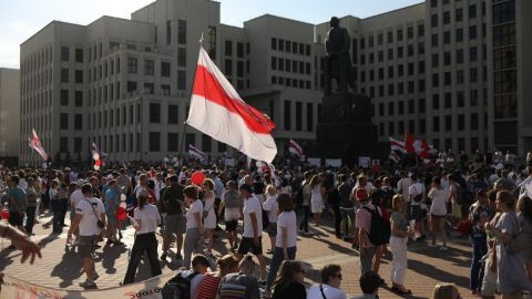 Акции против Лукашенко проходят по всей Беларуси