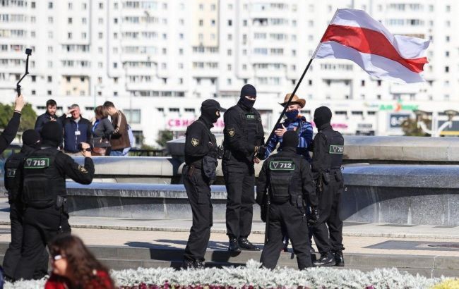 В МВД Беларуси опровергают информацию о данных силовиков, участвующих в задержаниях