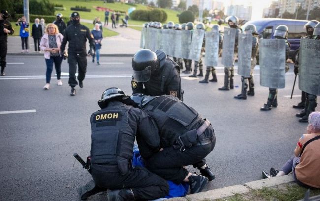 В Минске задержали более 10 протестующих, - милиция