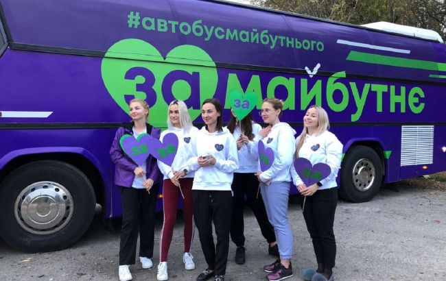 Местные выборы: женское движение "За майбутнє" посетит 50 населенных пунктов по всей стране за 12 дней