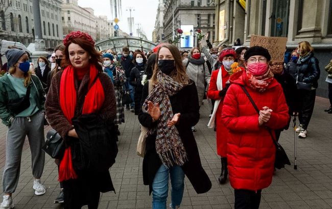 У Мінську на марші жінок та людей з інвалідністю почалися затримання