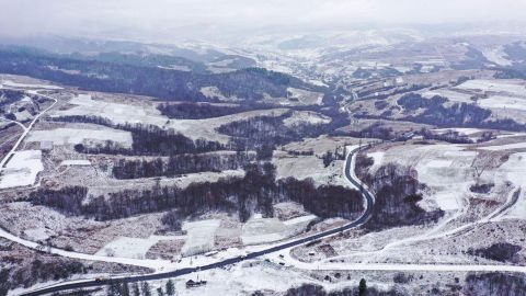 На Закарпатті відкрили високогірну дорогу до озера Синевир після ремонту