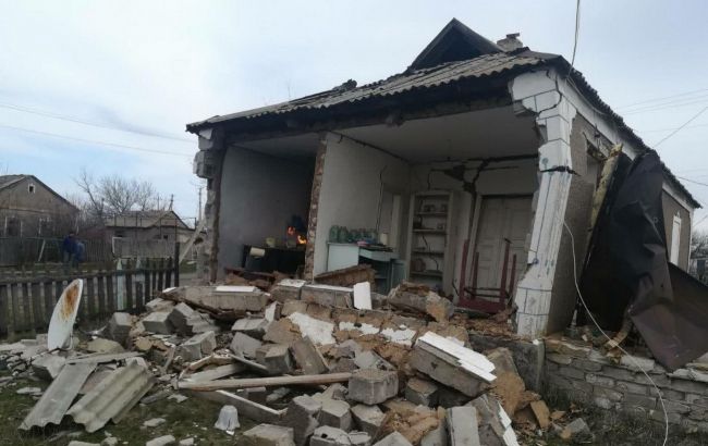 На Донбасі біля лінії фронту вибухом рознесло будинок. Вибухнув газ