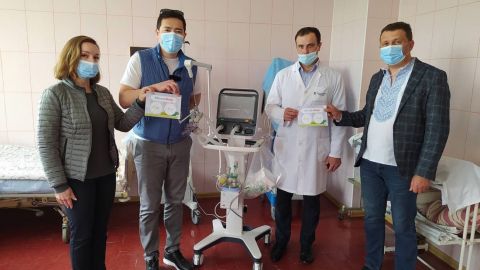Благодійний фонд KustoHelp надав допомогу медикам в Україні