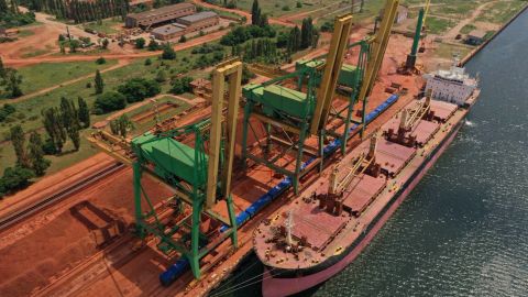 Работники Николаевского глиноземного завода обратились к Зеленскому: в чем причина