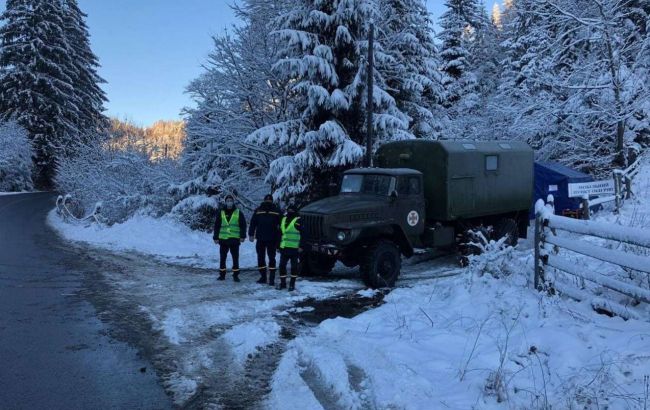 У Карпатах відкрили пункти обігріву через сильний мороз та снігопади