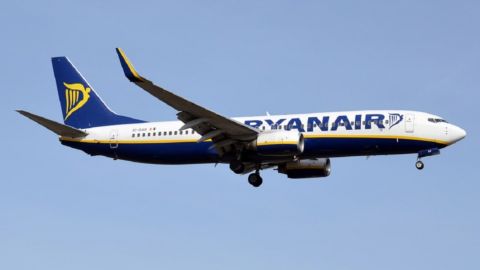 Авиакомпания Ryanair отменяет сразу 17 авиарейсов из Украины: список