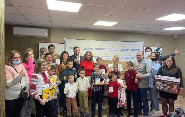 Победители конкурса Благотворительного фонда Вадима Столара получили призы